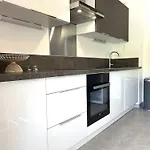 Apartment Moderne 4 Pieces A Cavaliere, Proche - Fr-1-251-826