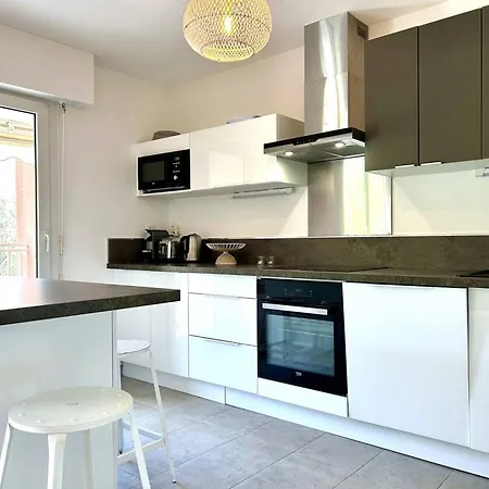 Moderne Avec Terrasse, Climatisation, A 200m De La - 6 Couchages, Parking Inclus - Fr-1-251-826 Appartement